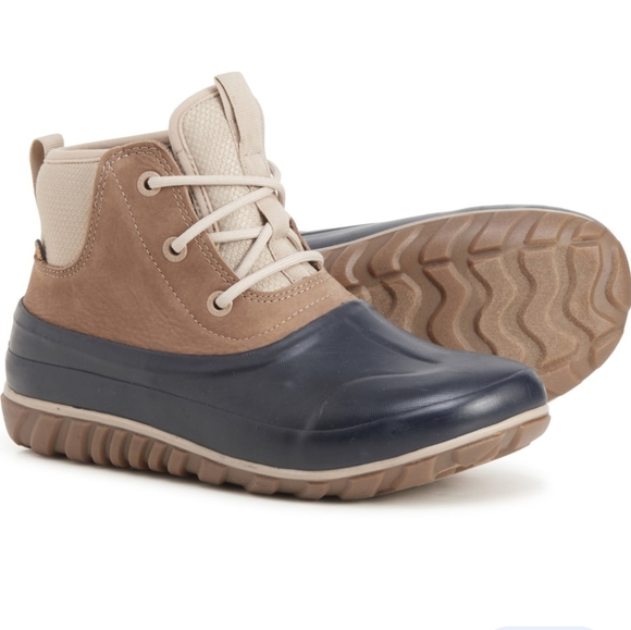 BOGS Women's Classic Winter Short Leather Waterproof Lace Up Boots Tan Size 9 - Picture 2 of 9